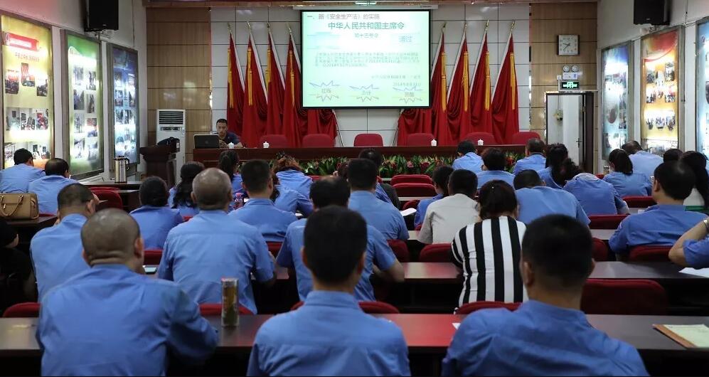 中國冶金科工集團(tuán)工作服定制案例